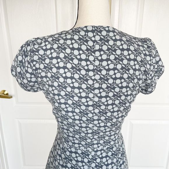 Down East XS Diamond‎ Heart Neckline Floral Geometric Designed Sheath Dress - Picture 11 of 11